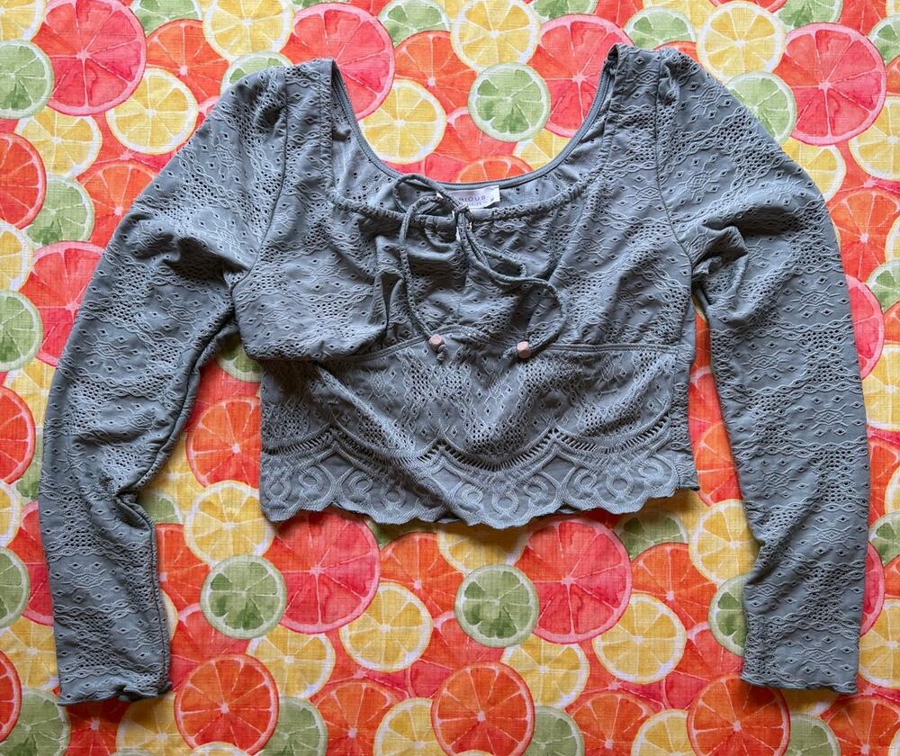Kirious Top Woman's Size Medium
